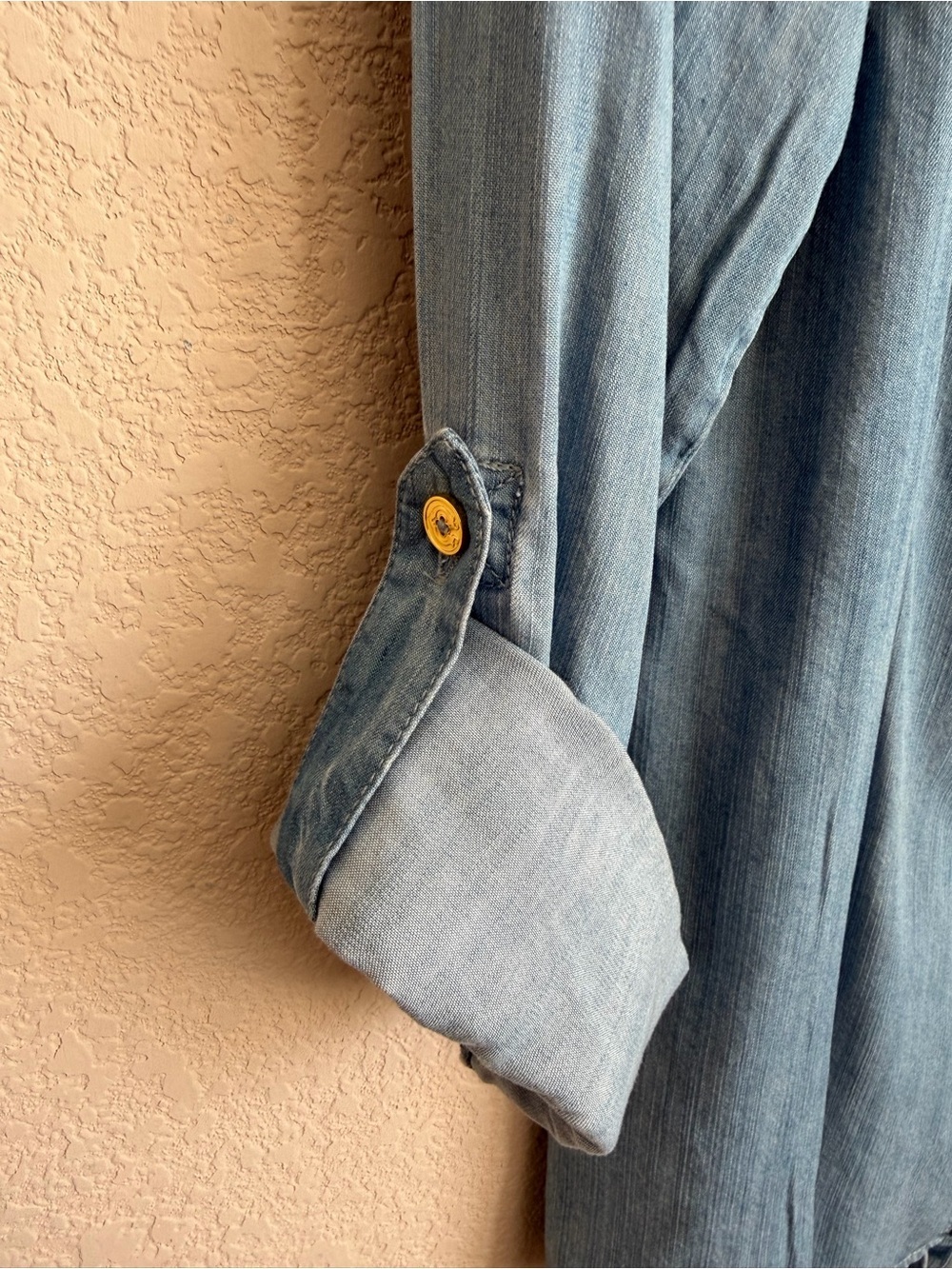 Floral Embroidered Chambray Shirt Size 6 Blue C Wonder Roll Tab Boho Western Top - Picture 5 of 16